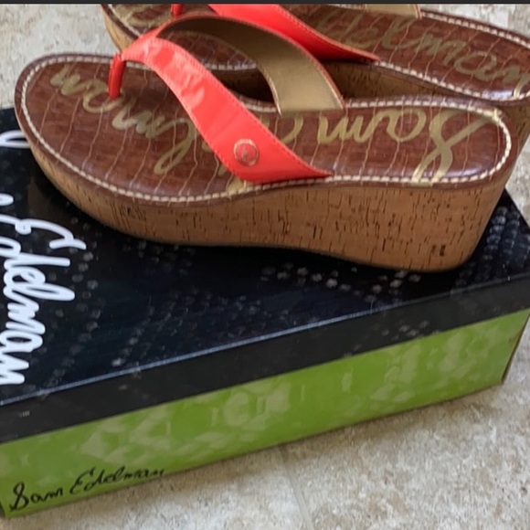 Women’s Sam Edelman platform slippers - Picture 3 of 4